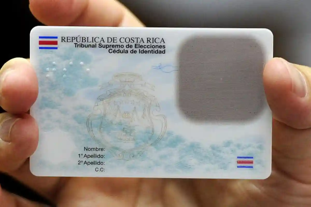 Requisito 1: Ser exfuncionario de la Caja Costarricense del Seguro Social